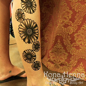 Kona Henna Studio - legs gallery